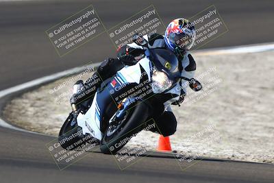media/Sep-21-2025-TrackDaz (Sun) [[277c75b276]]/C Group/1240pm (Turn 2)/